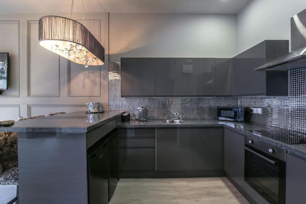 Manhattan Suite - Sleeps 24! Heart Of Liverpool Eksteriør bilde